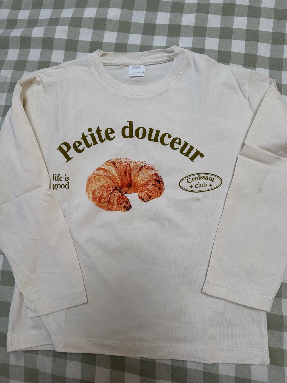Zara kids Petite Douceur' Cream Long Sleeve Tee